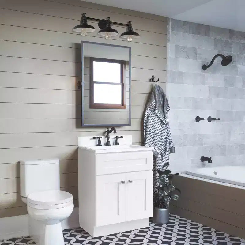 Meuble-lavabo Brookings Shaker 2 portes de 48,26 cm x 63,5 cm avec dessus de marbre reconstitué blanc, entraxe de 10,16 cm - Design House LA : Meuble de rangement sous lavabo de salle de bain