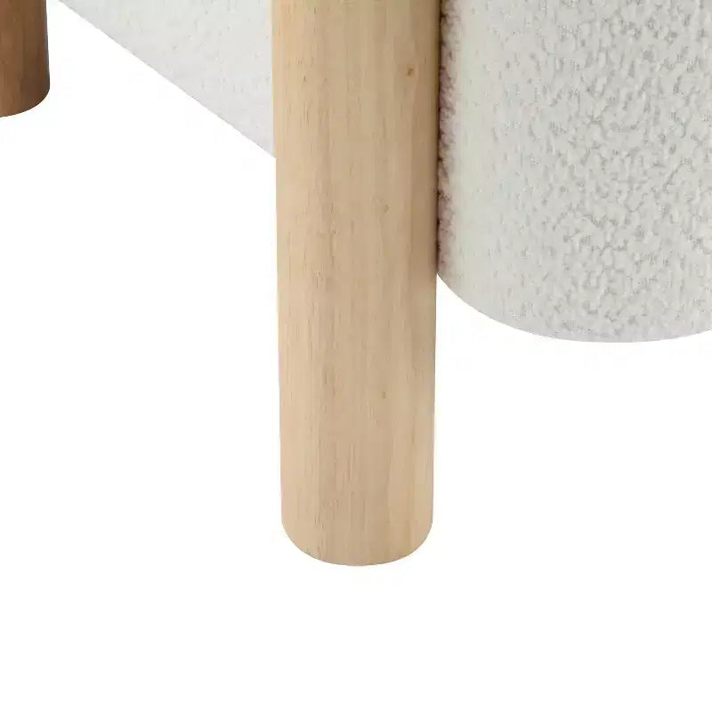 Fauteuil d'appoint rembourré en boucle Bram de Christopher Knight Home en bois d'hévéa avec dossier ouvert incurvé