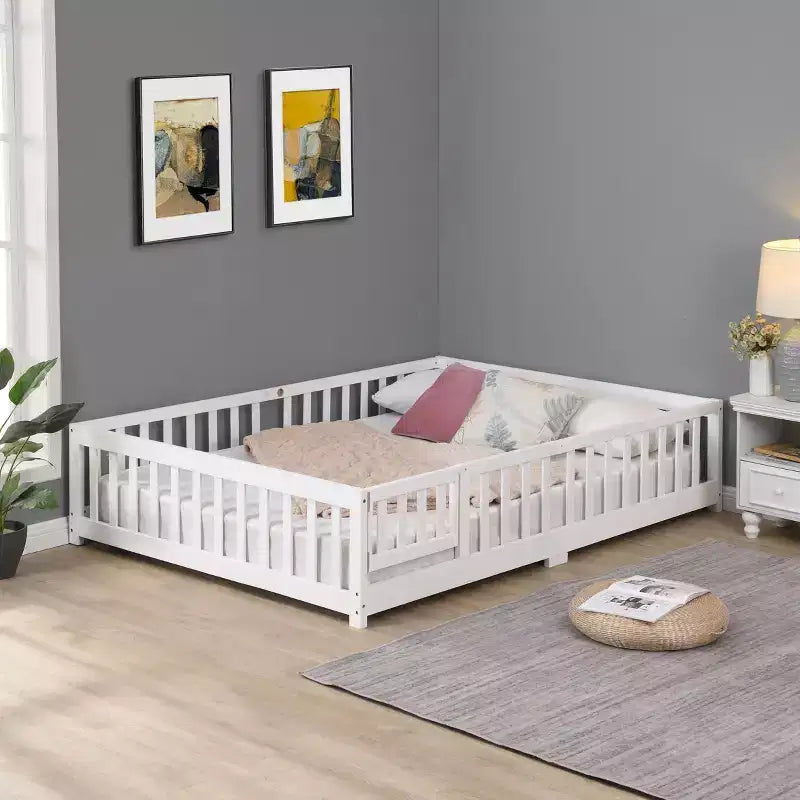 Okak Twin Size Bed with Headboard,Solid Wood Platform Bed Frame with Fence,Suitable for children, Pine Wood, White