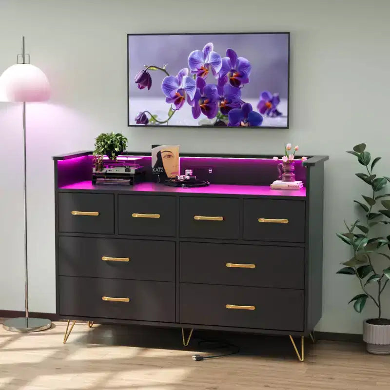 Commode de chambre avec lumière LED, station de charge, 8 tiroirs, espace ouvert, commode moderne et large pour salon, entrée, couloir