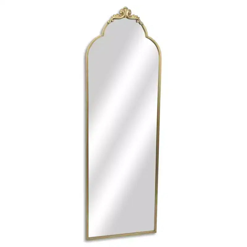 Miroir suspendu HomeRoots 65 Arch en métal doré sur toute la longueur