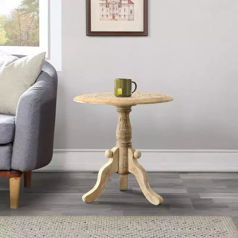 Table d'appoint Royal Hampton en bois de manguier sculpté avec plateau rond et piédestal