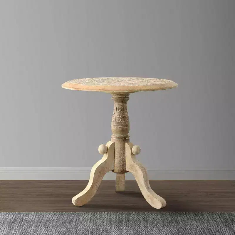 Table d'appoint Royal Hampton en bois de manguier sculpté avec plateau rond et piédestal
