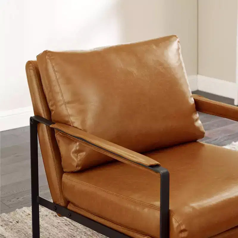 Chaise d'appoint Art Leon avec assise et dossier rembourrés en similicuir