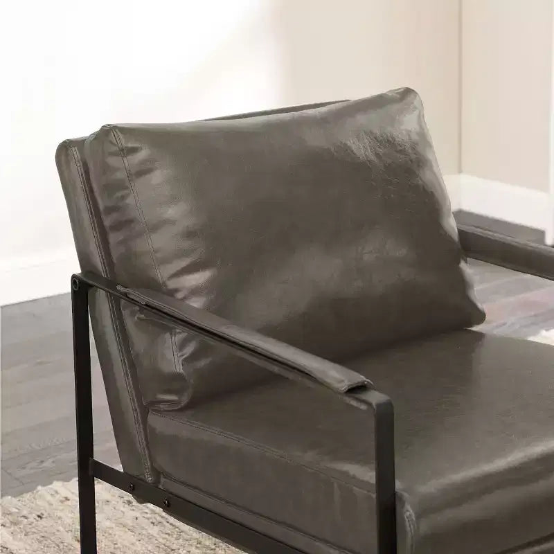 Chaise d'appoint Art Leon avec assise et dossier rembourrés en similicuir