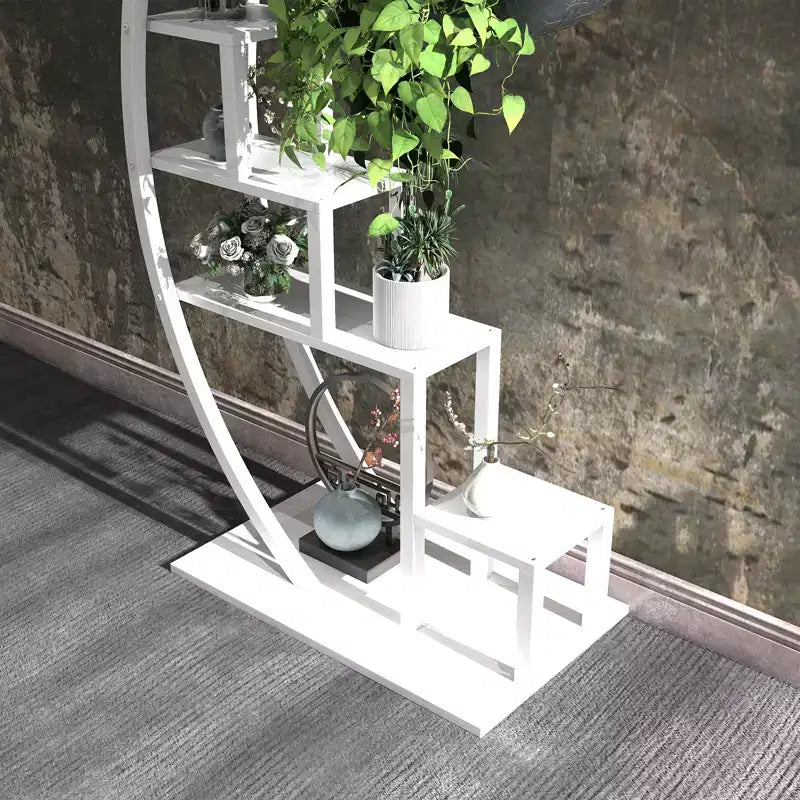 Support de plantes d'intérieur à 5 niveaux en forme de demi-lune avec crochets de suspension, étagère d'exposition incurvée pour pots de fleurs pour la maison, le patio, le jardin et le balcon