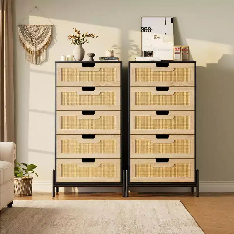 Commode à 5 tiroirs en rotin naturel, commode en bois, armoire de rangement de style ferme avec pieds en métal, commode moderne