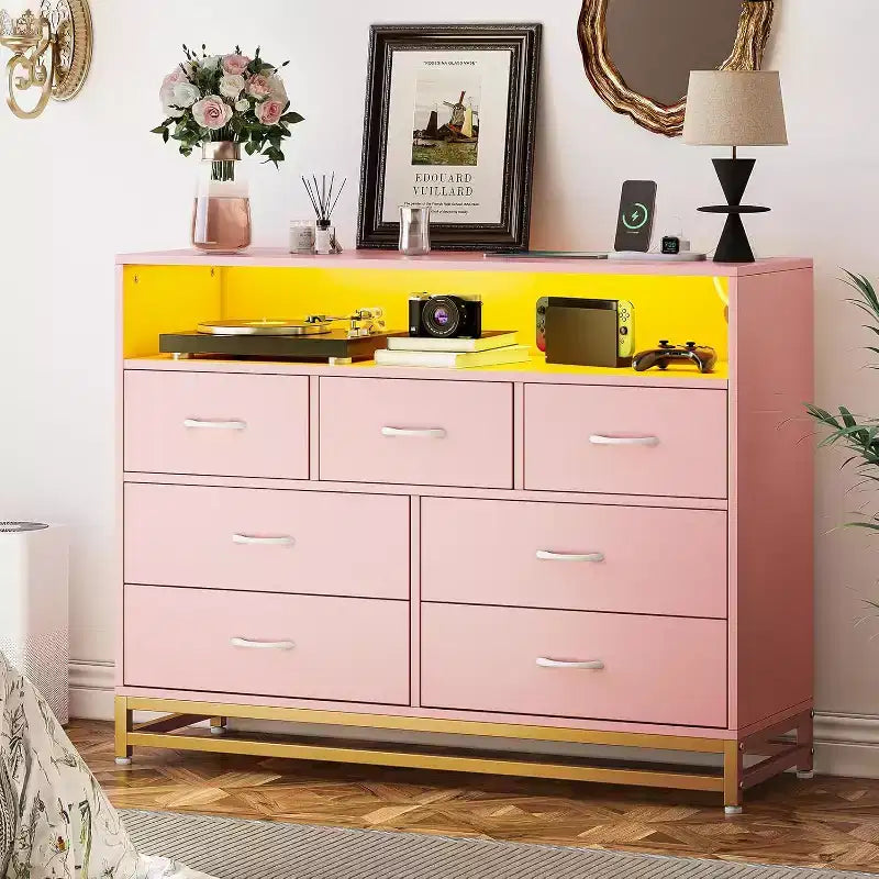 Zstar Commode moderne 7 tiroirs avec lumières LED et station de charge pour salon, couloir