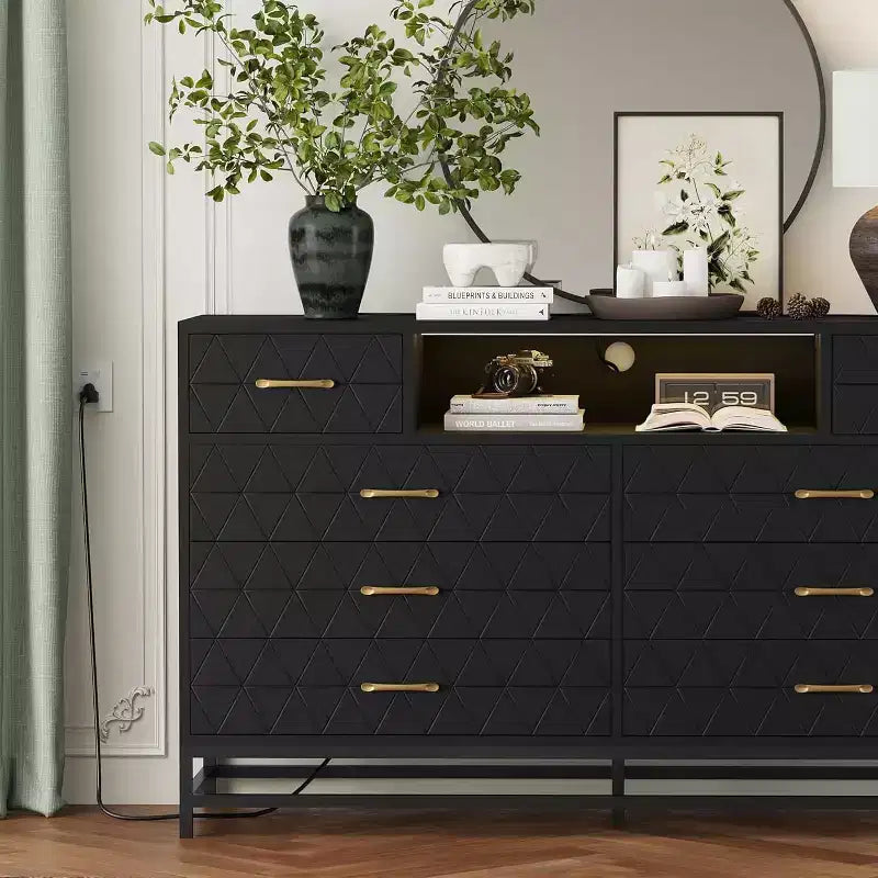 Commode Zstar Modern à 8 tiroirs avec stations de charge USB et CA intégrées, lumières DEL, noire