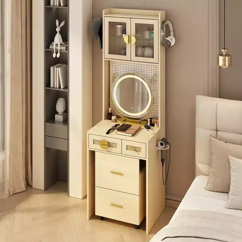 Ensemble de coiffeuse Karl avec lumières LED et prises de courant