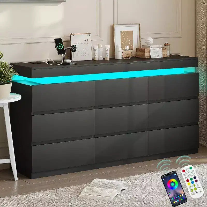 Coiffeuse Dyoney 9 tiroirs avec prise de courant et lumières LED, meuble de rangement spacieux, station de recharge