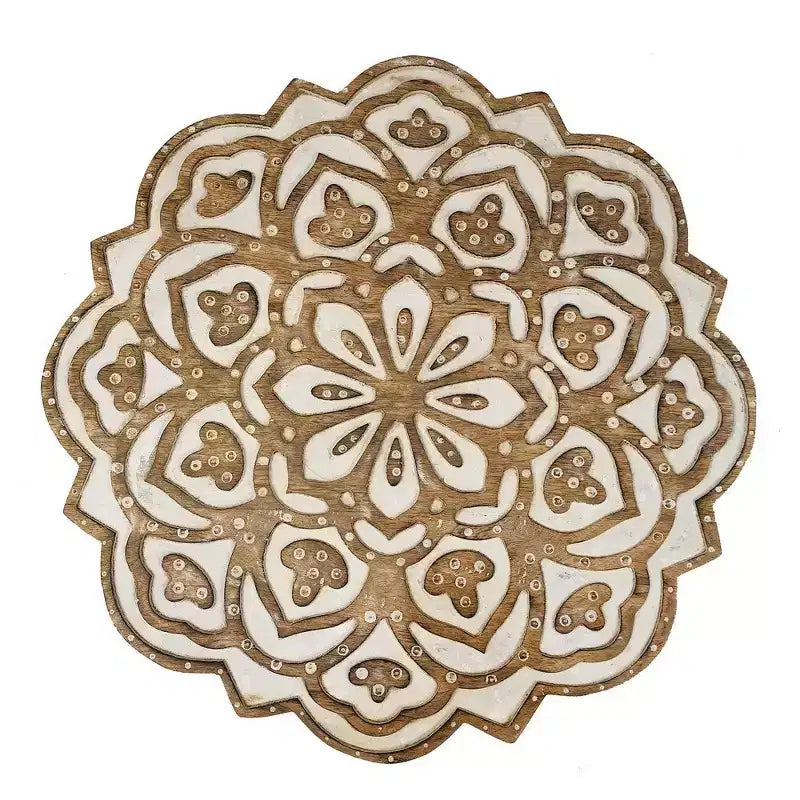 Table d'appoint Royal Hampton de 45 cm en bois de manguier sculpté à la main avec plateau floral et base trépied