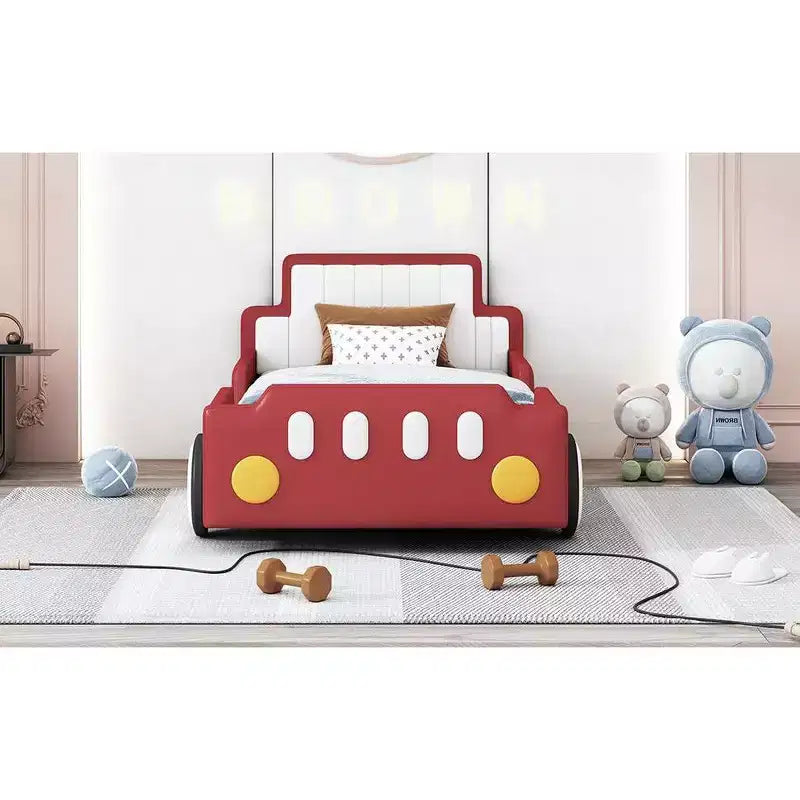 Cadre de lit double Okak avec roulettes, tête de lit rembourrée, lit en forme de voiture avec barrières de sécurité pour enfants, lattes en bois solides, assemblage facile