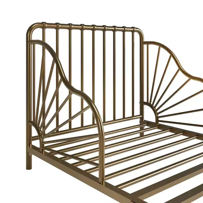 Lit pour tout-petits en métal Quinn Little Seeds