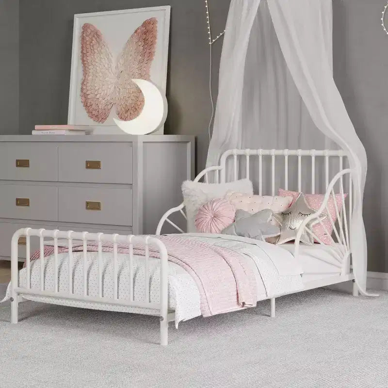 Lit pour tout-petits en métal Quinn Little Seeds