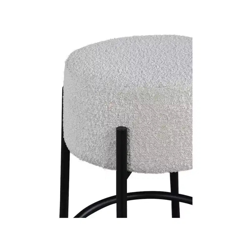 Meridian Furniture, Tabouret de bar en tissu bouclé crème Avalon