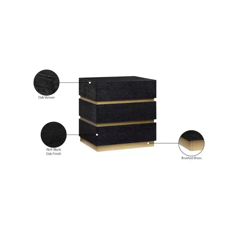 Meridian Furniture, Table de chevet Zaylan noire