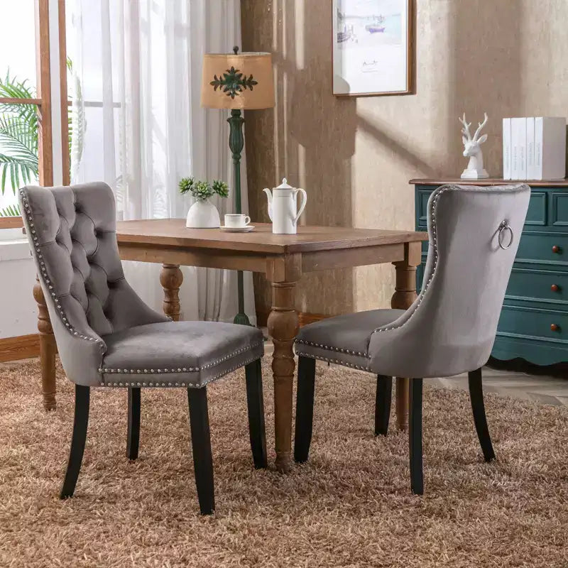 Okak Farmhouse – Lot de 2 chaises de salle à manger rembourrées, pieds en bois massif, cloutées, chaises d'appoint touffues en velours confortables pour table de salle à manger