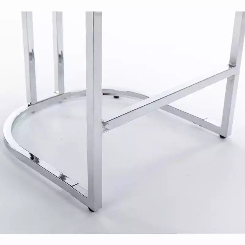 Tabourets de bar Okak (lot de 2), revêtement moderne en velours avec capitonnage et garniture cloutée, piètement en métal nickel brossé pour îlot de cuisine