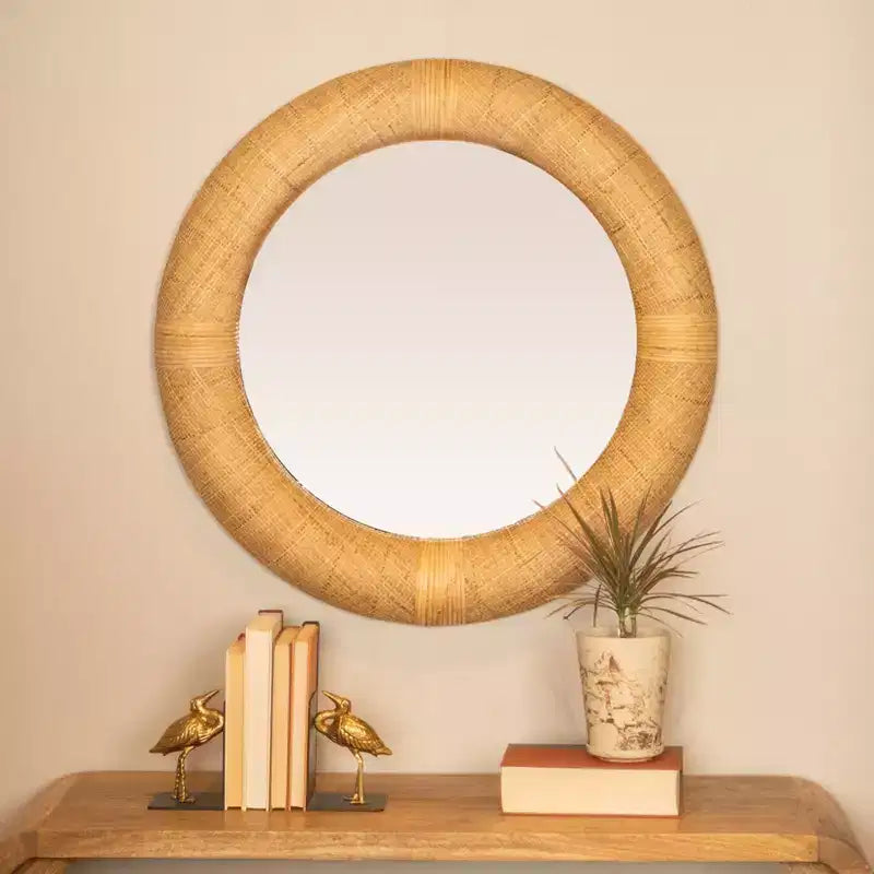 Miroir mural rond en rotin tressé à la main Storied Home, naturel