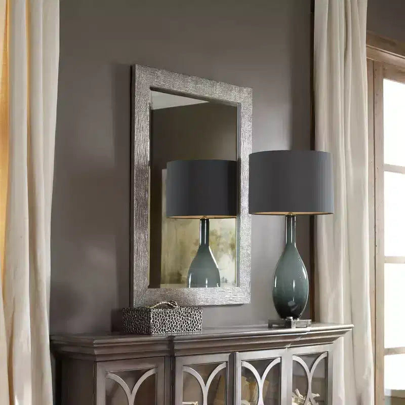 Miroir mural décoratif rectangulaire Uttermost, biseauté, cadre gris argenté moderne, 30 po de large pour salle de bain, chambre à coucher, salon