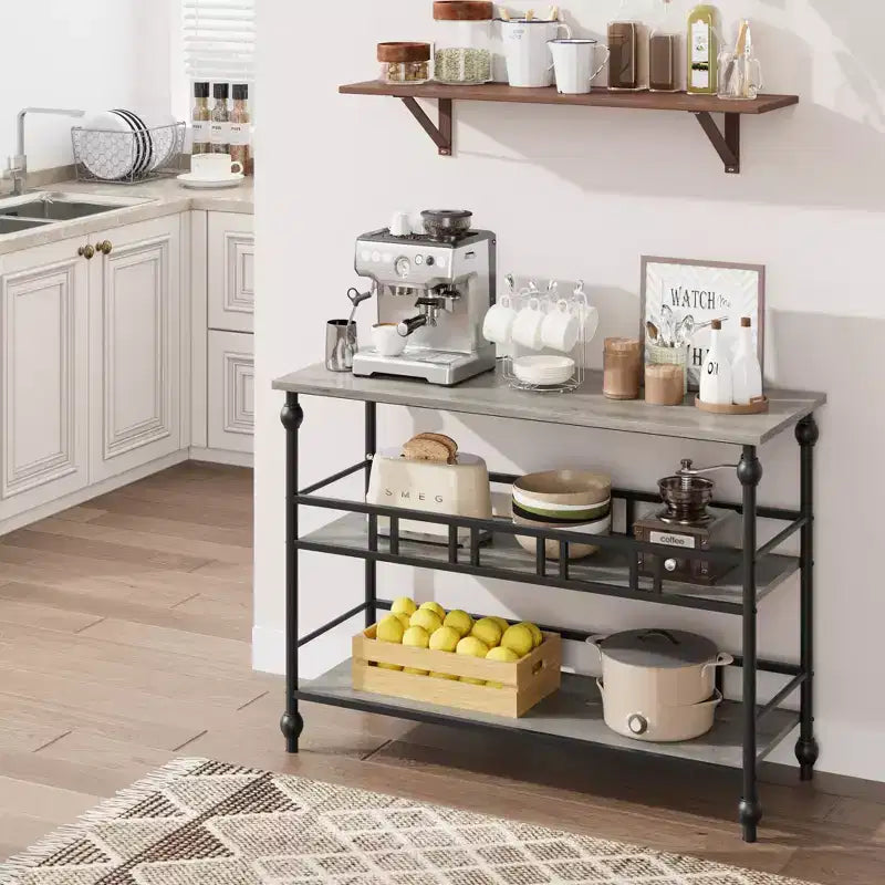 Console 43, Table d'entrée industrielle à 3 niveaux, Table de canapé étroite avec étagères