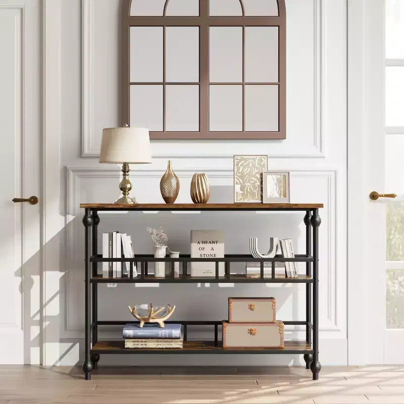 Console 43, Table d'entrée industrielle à 3 niveaux, Table de canapé étroite avec étagères