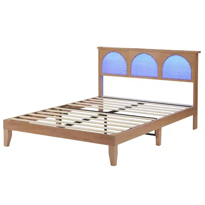 Cadre de lit en rotin avec tête de lit en rotin naturel, cadre de lit Queen avec lumières LED, cadre de lit plateforme avec tête de lit, pas besoin de sommier tapissier