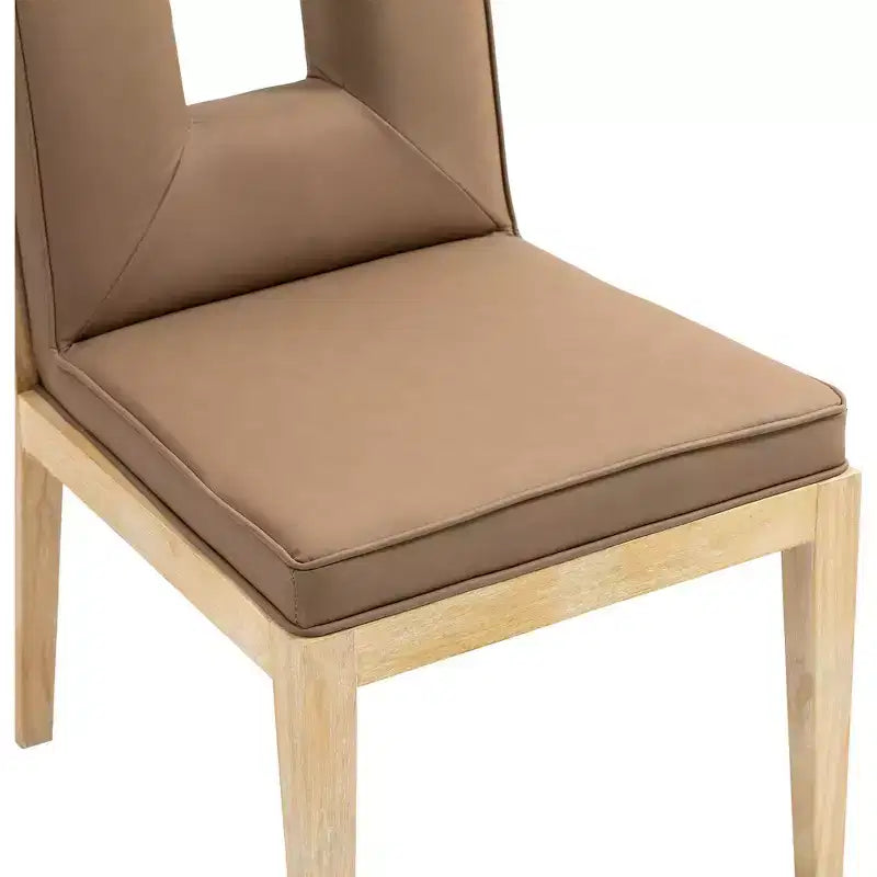 Meridian Furniture, Chaise de salle à manger Gwendolyn en cuir végétalien, lot de 2