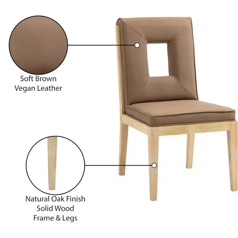 Meridian Furniture, Chaise de salle à manger Gwendolyn en cuir végétalien, lot de 2