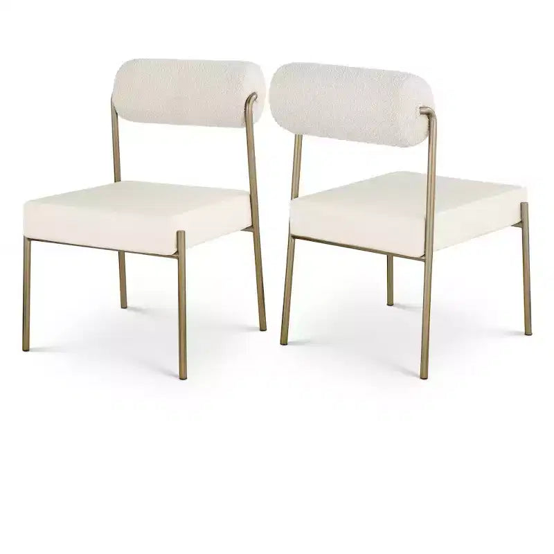 Meridian Furniture, Chaise de salle à manger Carly en similicuir et tissu bouclé, lot de 2