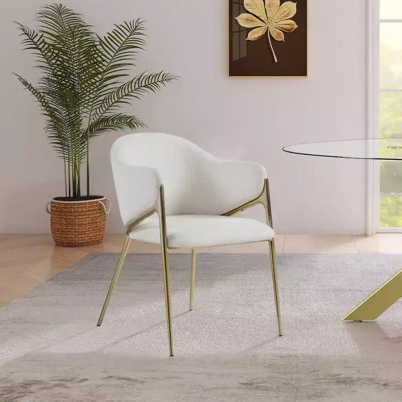 Meridian Furniture, Chaises de salle à manger Nial en tissu bouclé, ensemble de 2