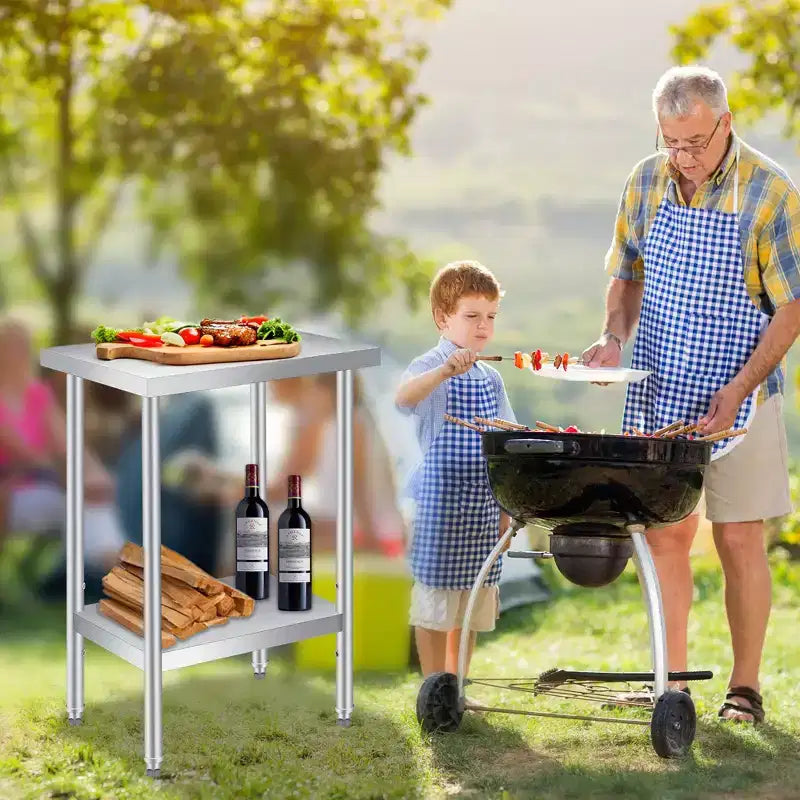 Table en acier inoxydable, plan de travail robuste avec étagère inférieure réglable et roulettes verrouillables, table de préparation en métal à 2 niveaux pour cuisine, restaurant, garage
