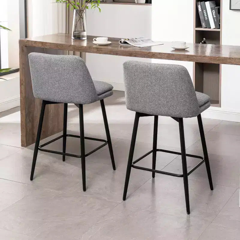 MAYEERTY Lot de 2 tabourets de bar pivotants à hauteur de comptoir, pivot à 360°, hauteur d'assise 65 cm, revêtement en lin gris, pour îlot de cuisine et pub
