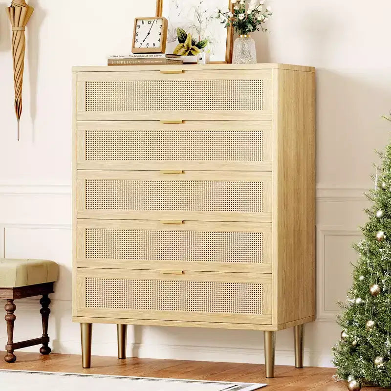 Commode en rotin à 5 tiroirs, commode verticale étroite de 112 cm de hauteur, commode verticale en bois style ferme avec pieds et poignées en métal, pour chambre à coucher, salon
