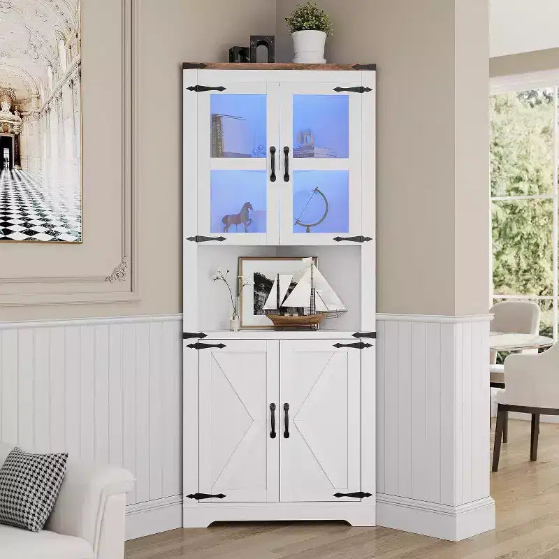 Meuble d'angle de ferme haut avec lumières intégrées, porte vitrée et étagères réglables, parfait pour le salon et l'organisation de la cuisine
