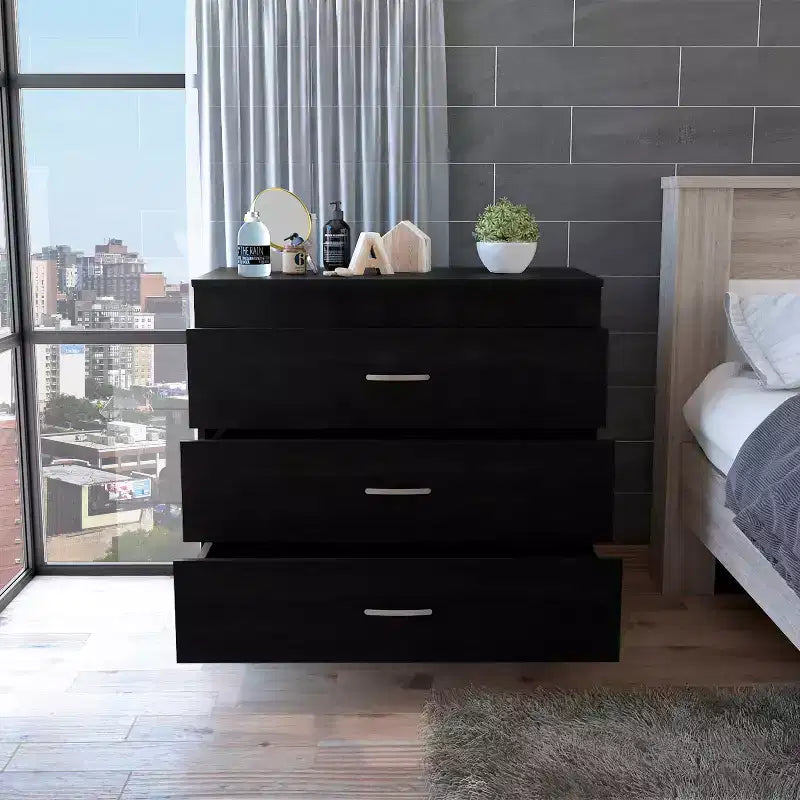 Commode compacte Okak Modern à 3 tiroirs finition bois, tiroirs superposés pour un grand espace de rangement, poignées métalliques pour salon/chambre/bureau