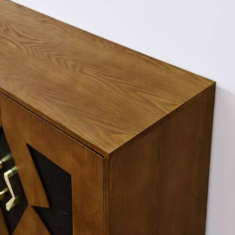 Buffet moderne Okak avec rangement, enfilade cannelée avec motif géométrique et étagères réglables pour entrée/cuisine/salle à manger