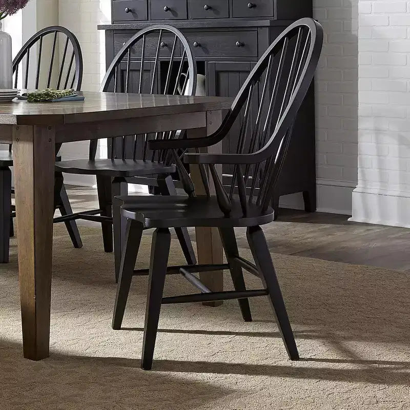 Liberty Furniture, Chaise à accoudoirs Windsor avec dossier Hearthstone Ridge – Noir et tabac