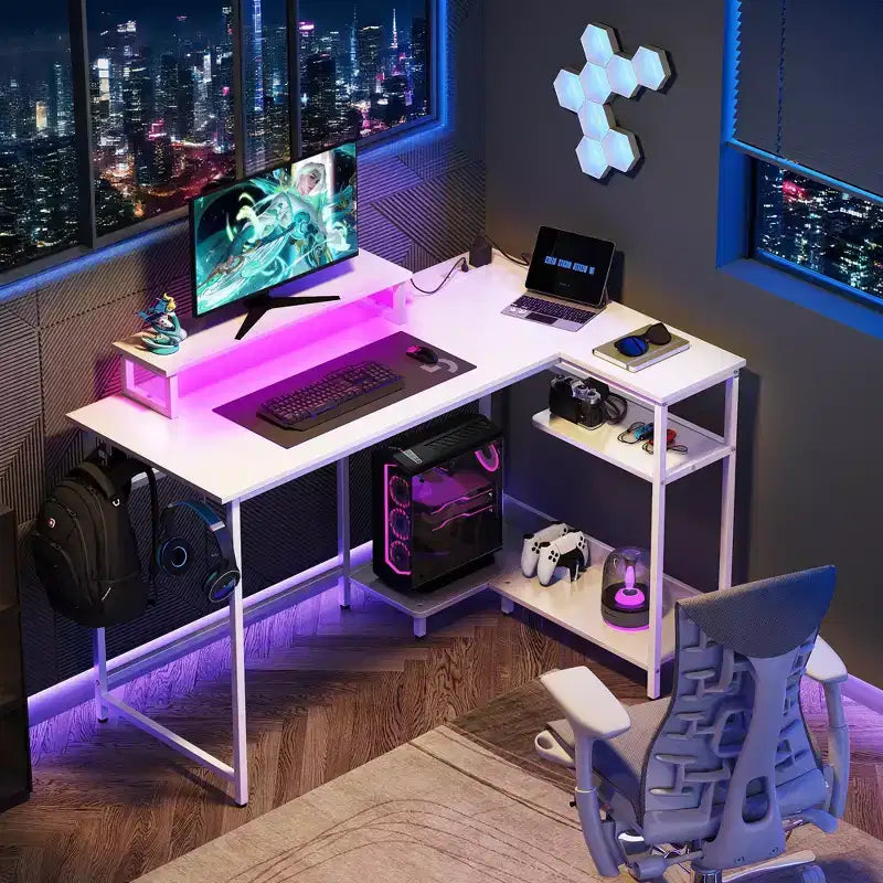 GALAXHERO Bureau de jeu en forme de L de 47 pouces, petit bureau d'angle pour ordinateur avec prises électriques, lumières LED et support d'écran, bureau pour chambre à coucher