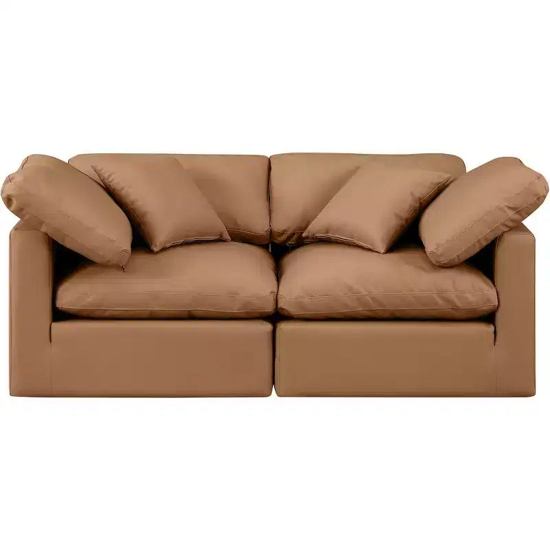 Meridian Furniture, Canapé modulaire en cuir vegan Indulge