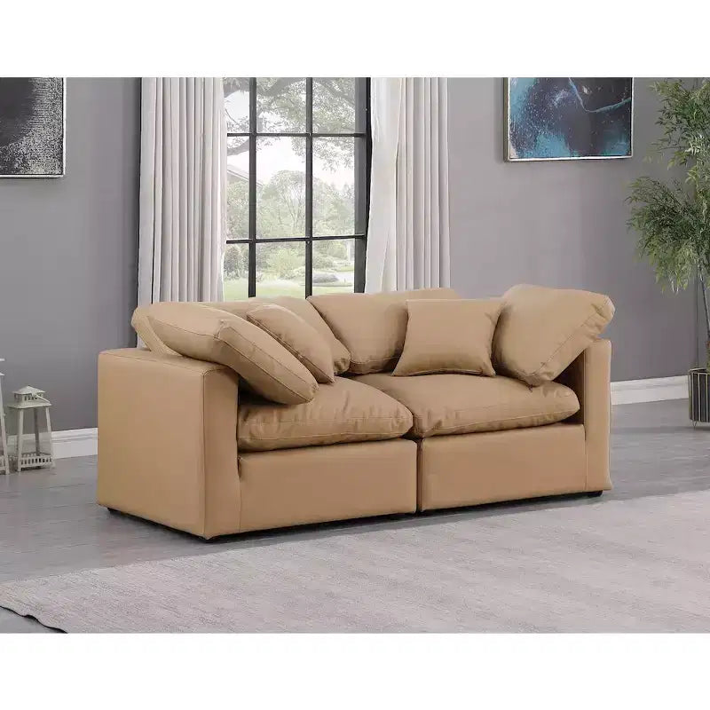 Meridian Furniture, Canapé modulaire en cuir vegan Indulge