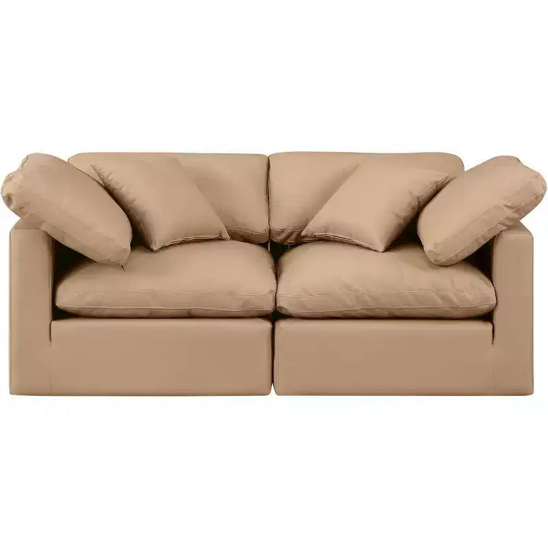 Meridian Furniture, Canapé modulaire en cuir vegan Indulge