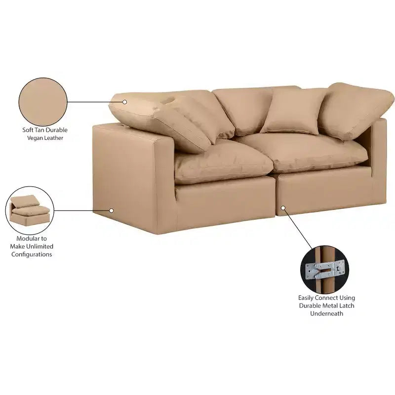 Meridian Furniture, Canapé modulaire en cuir vegan Indulge