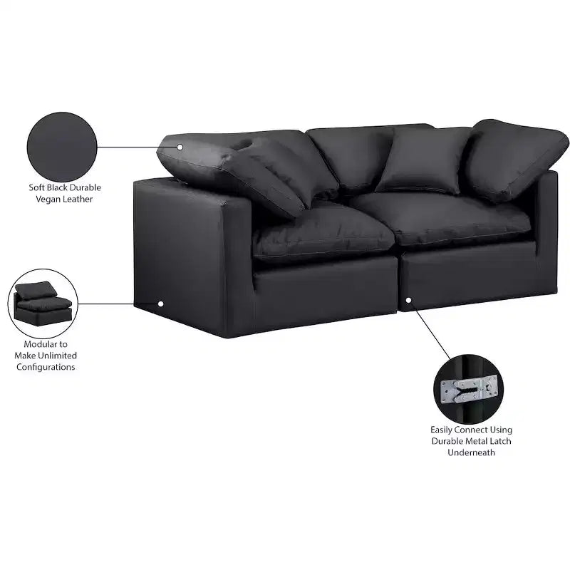 Meridian Furniture, Canapé modulaire en cuir vegan Indulge