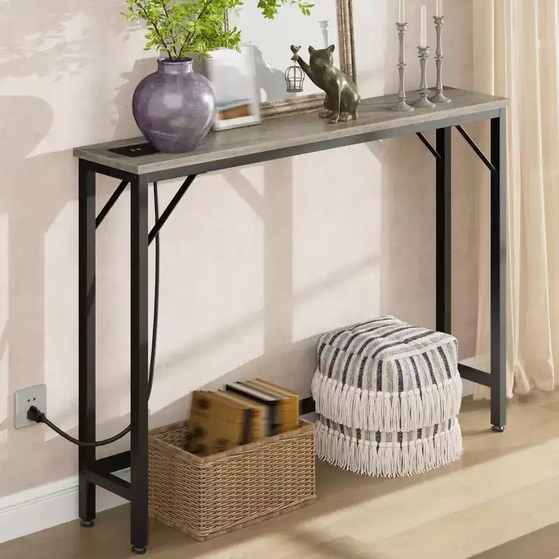 9.1 Console étroite avec prises, table de canapé derrière le canapé en métal et MDF