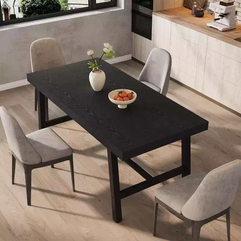 Grande table à manger rustique en bois de 63 po pour 6 personnes, table de cuisine rectangulaire de style industriel avec pieds robustes en métal noir pour le salon et la salle à manger
