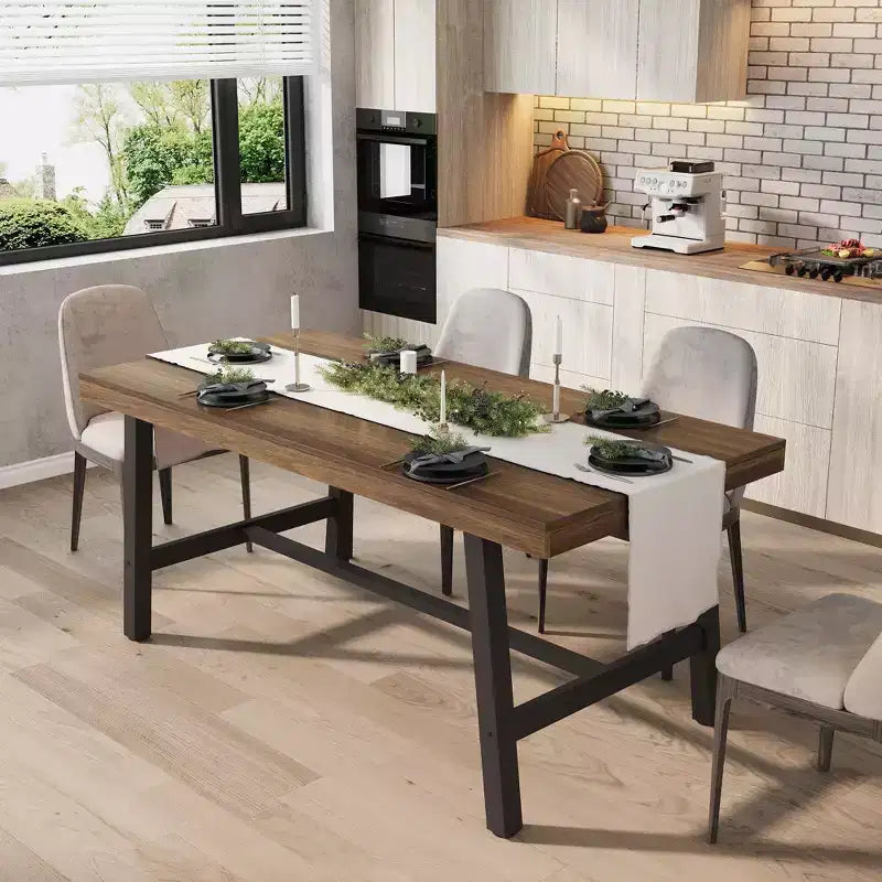 Grande table à manger rustique en bois de 63 po pour 6 personnes, table de cuisine rectangulaire de style industriel avec pieds robustes en métal noir pour le salon et la salle à manger