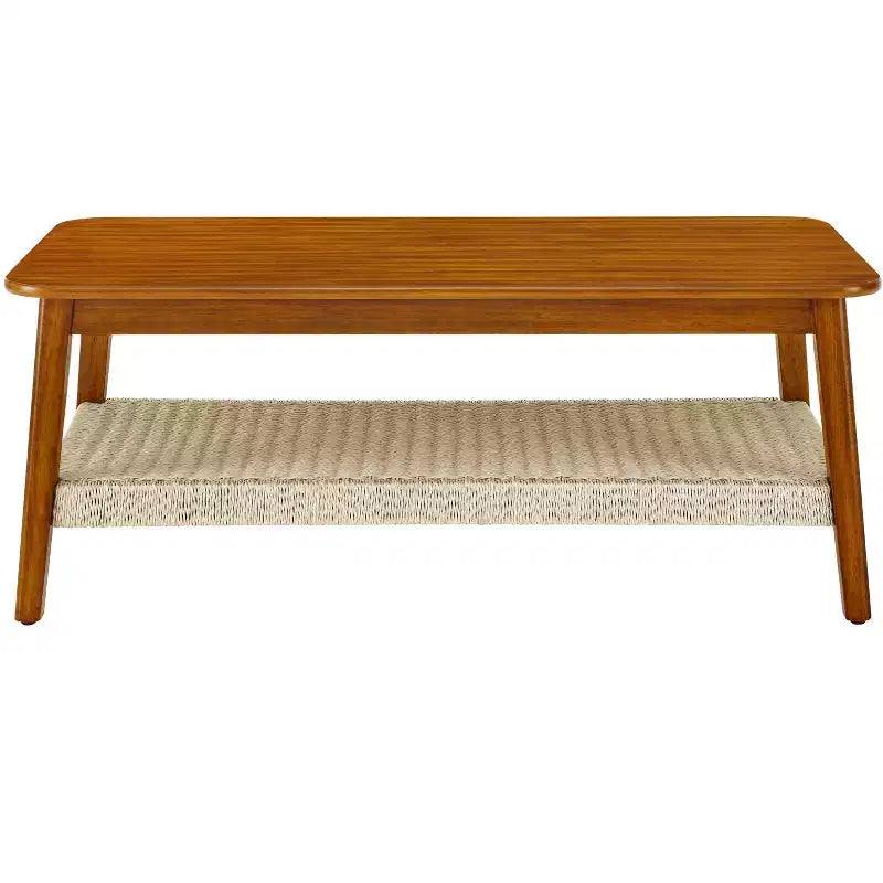 Table basse GDFStudio Ramsay en hévéa de style milieu de siècle avec étagère en rotin tressé