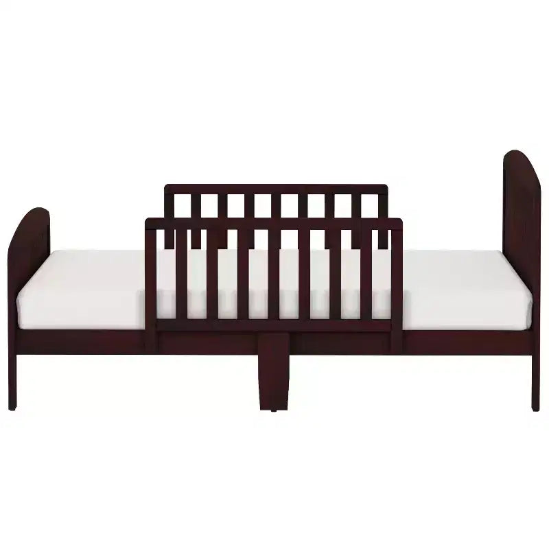 Lit pour tout-petits Harrisburg de BK Furniture